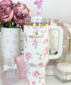 STANLEY X LOVE SHACK FANCY TUMBLER QUENCHER 40OZ - RIBBON ROSA (KHAKI BOX)